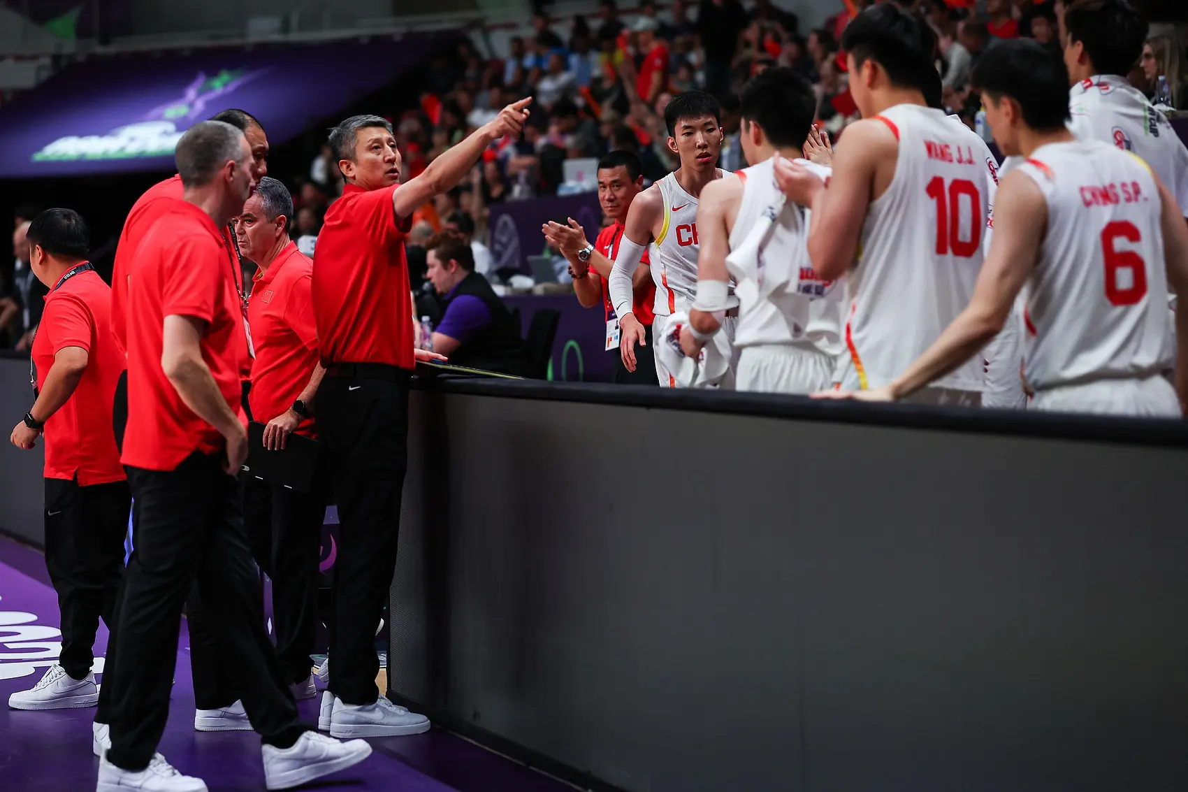 央视网, 但球员们都, 进行的 央视网, 但球员们都, 进行的