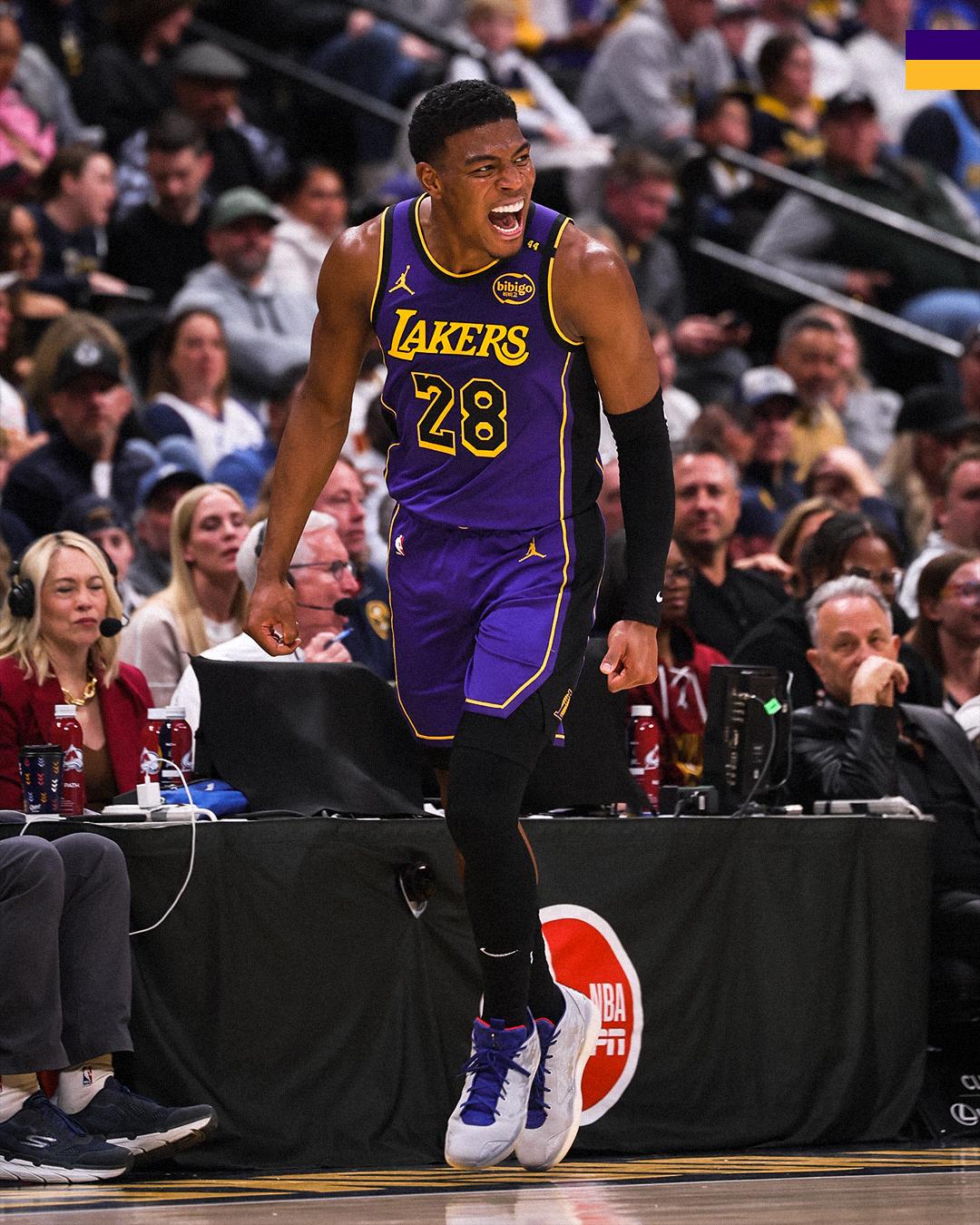 距离湖人常, div, img