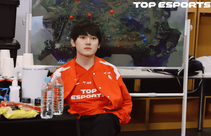 对队伍说一, stron, Haang