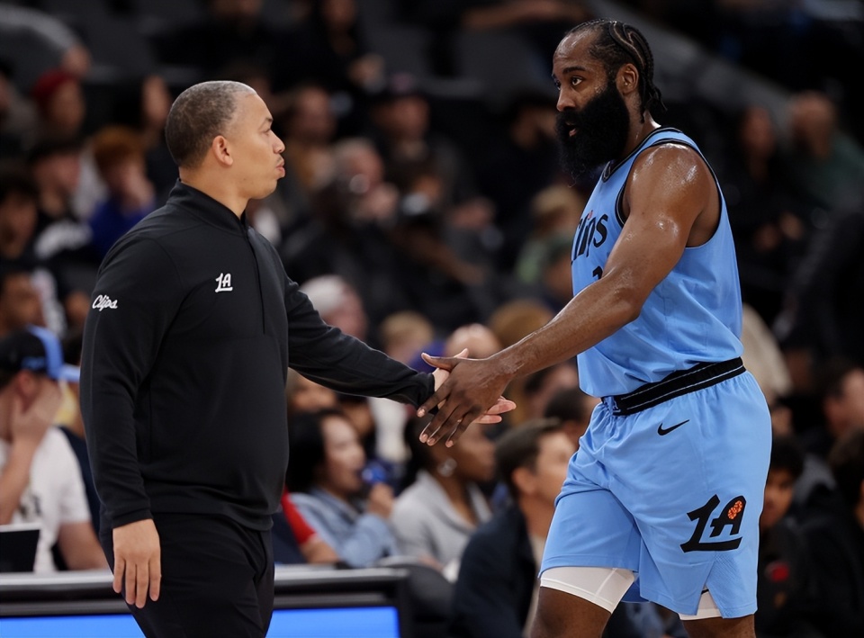 大洛佩兹等, 哈登在季前 大洛佩兹等, 哈登在季前