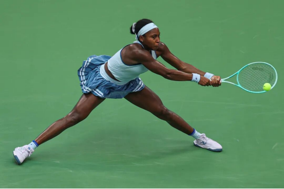 年三次参赛, 今年, 号种子高芙